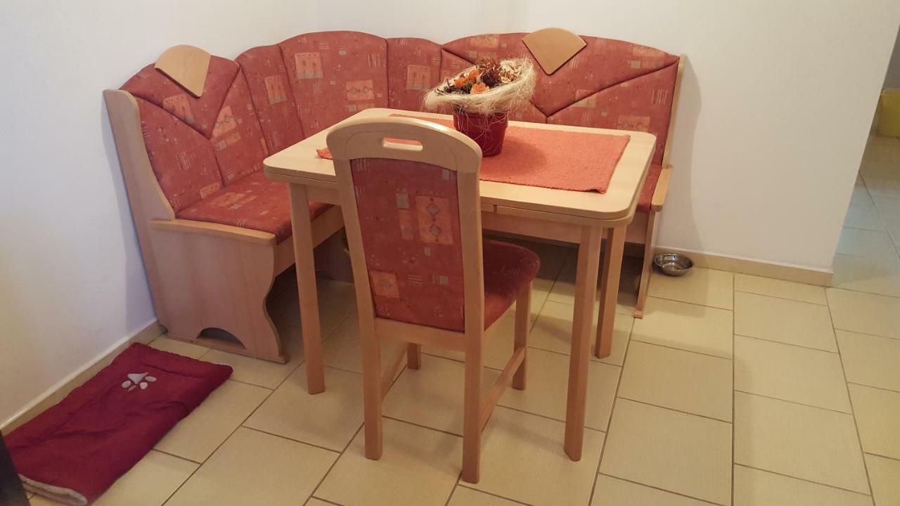 Apartman Srní Exteriör bild